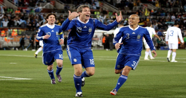 安特卫普巨人vs莱瓦顿直播_安特卫普巨人vs莱瓦顿直播赛事免费观看_全球高清安特卫普巨人vs莱瓦顿直播频道在线免费观看-24直播